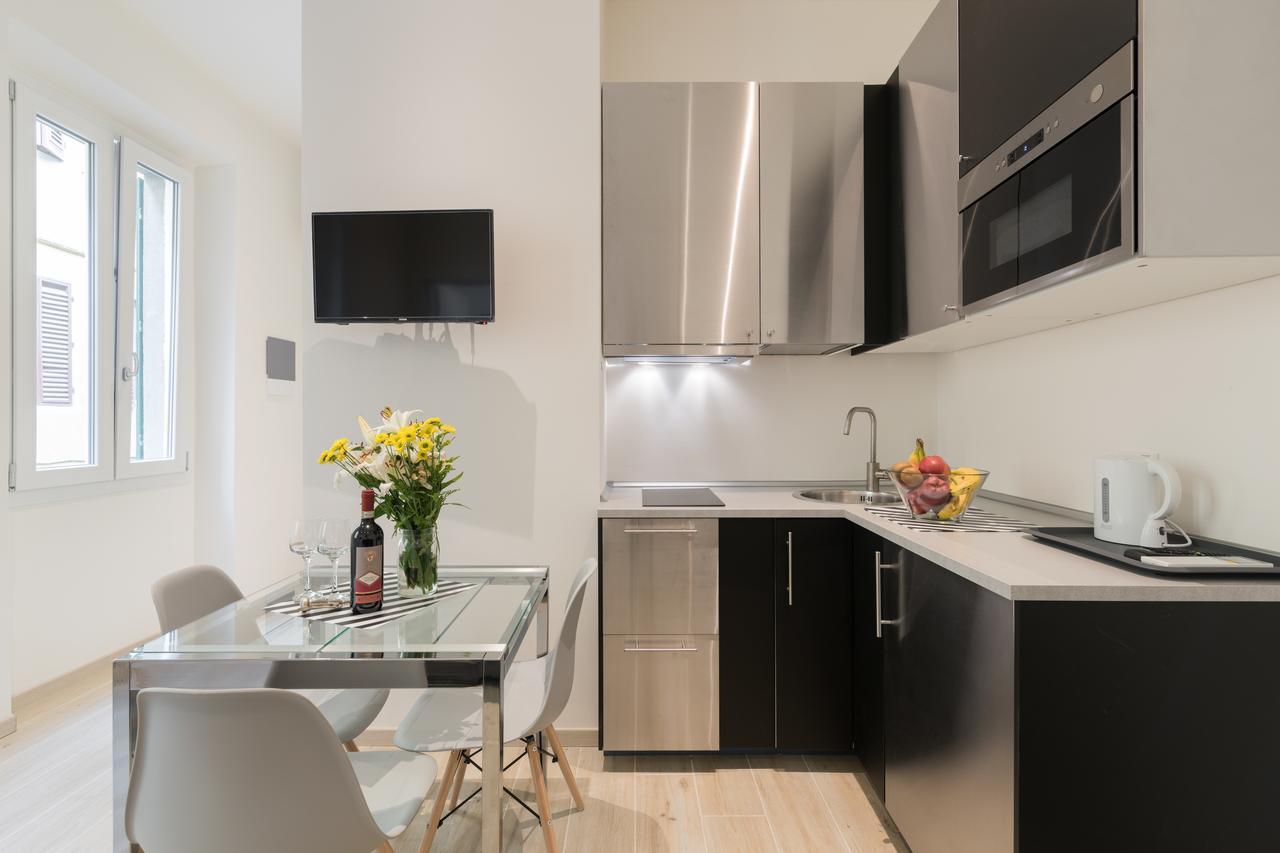 Appartement Mudiva -Train Station Modern 1 Bdr Flat 1St Floor à Florence Extérieur photo